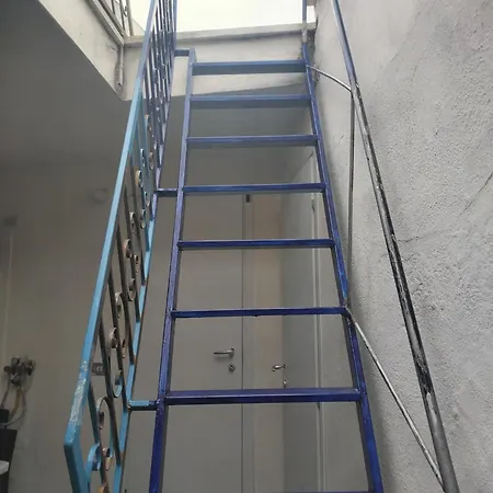 アパート Lucky House *